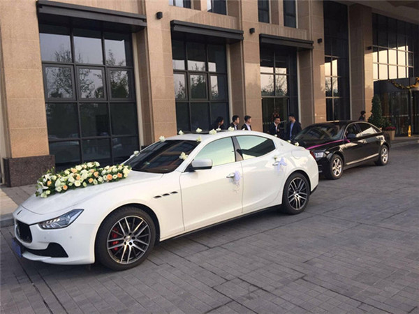 瑪莎拉蒂-吉博力+奧迪A6L婚車(chē)隊(duì)