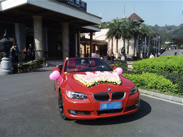 寶馬3系 4座敞篷婚車(chē)